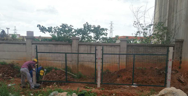 內(nèi)蒙古護(hù)欄網(wǎng)也好做好防腐處理